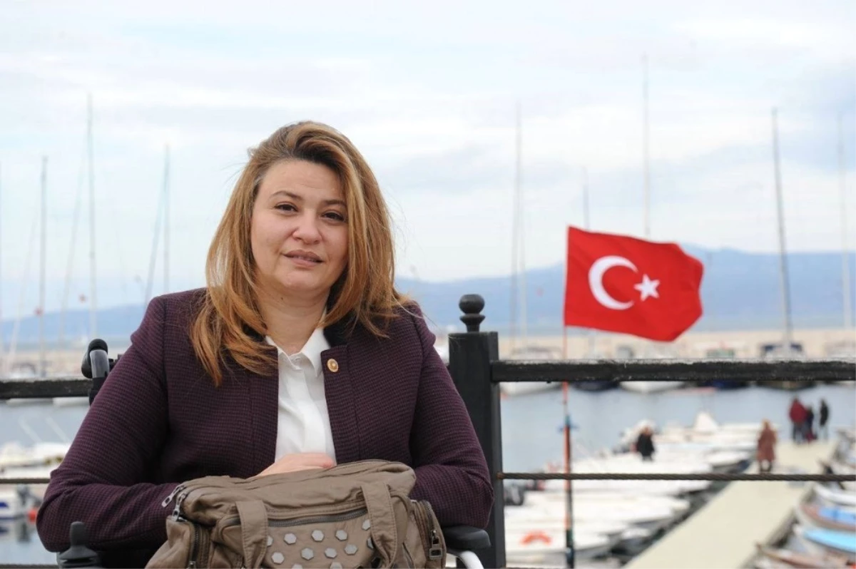 Engelli Milletvekilinden CHP Lideri Kılıçdaroğlu\'na Asansör Tepkisi