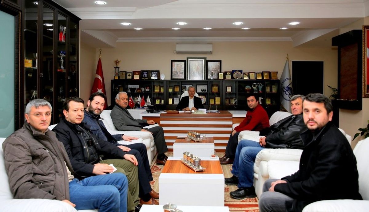 Eski Hal Caddesi Esnafından Dişli\'ye Ziyaret
