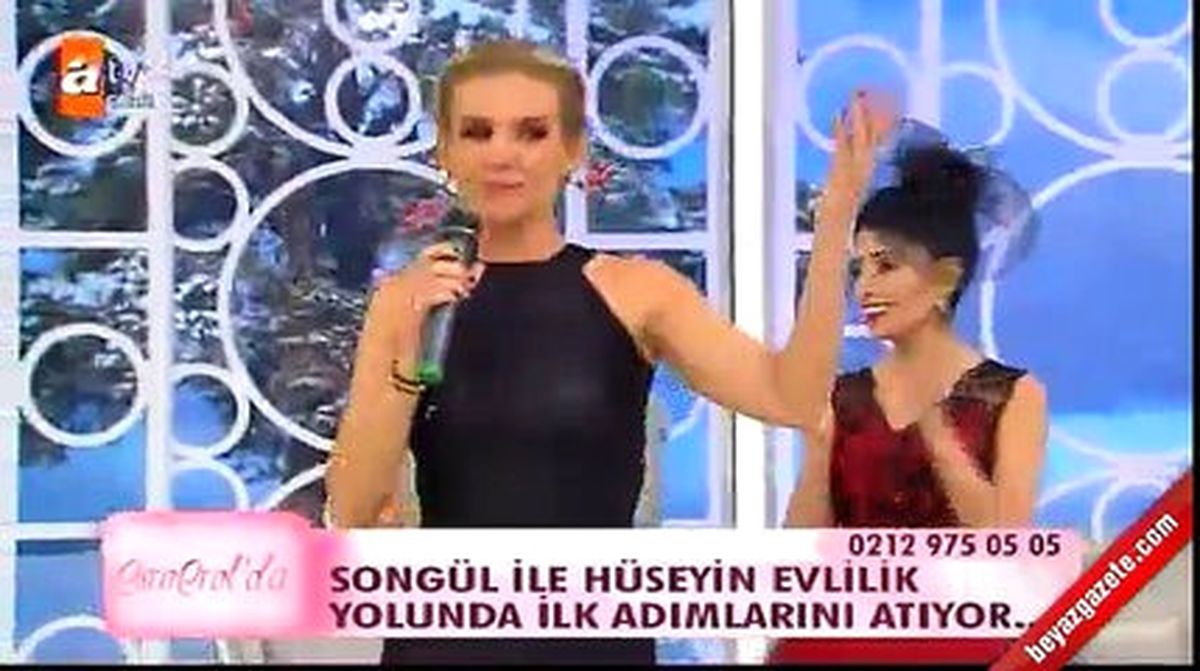 Esra Erol Şarkı Söyledi; \'Ne Zaferinden Bahsediyorsun Sen\'