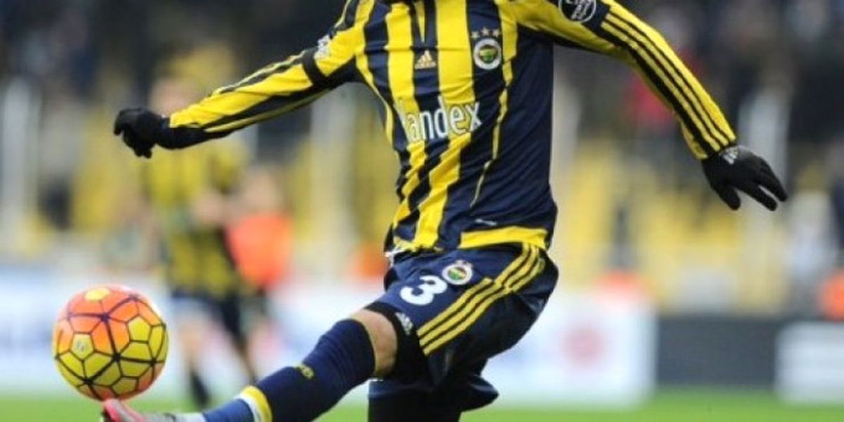 Fenerbahçe\'li Futbolcu Dolandırıldı!