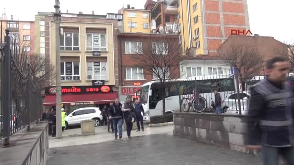 Fetö\'den Gözaltına Alınan 3\'ü Profesör 30 Şüpheli Adliyede (2)
