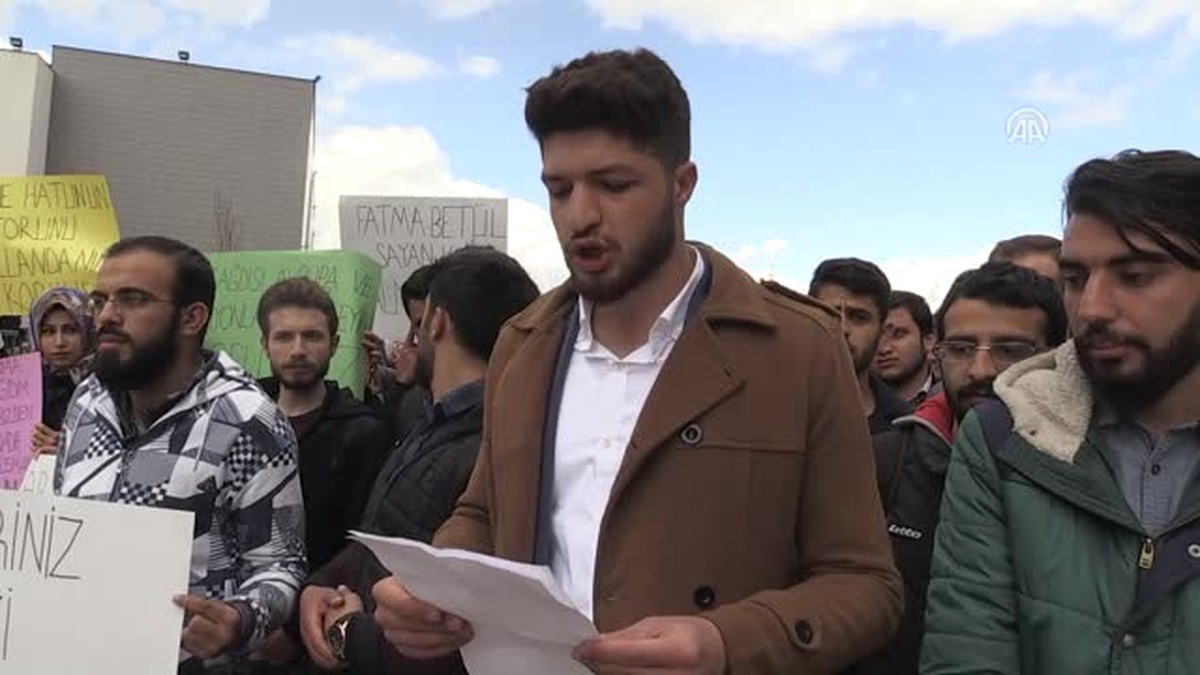 Hollanda\'nın Skandal Tavrına Tepkiler