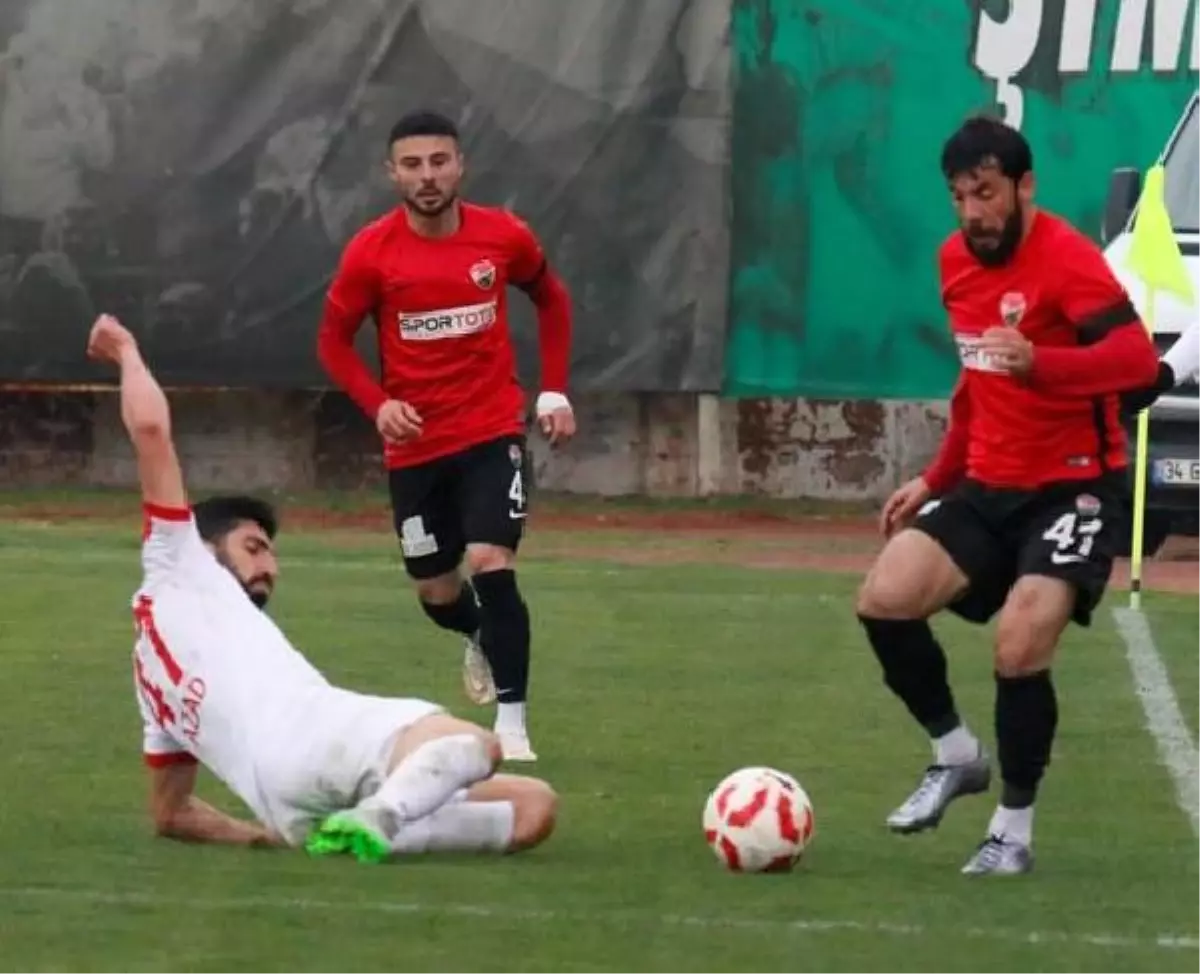 Kocaeli Birlikspor-Pendikspor: 2-2