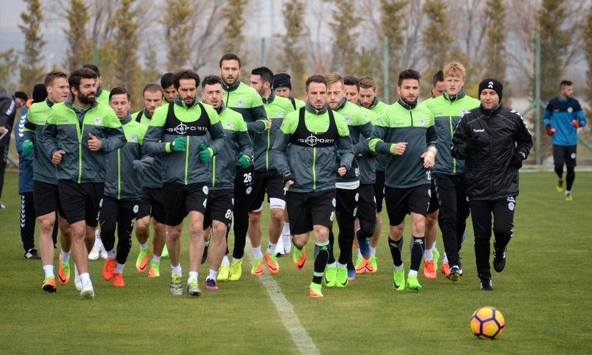 Konyaspor\'da Fenerbahçe Maçı Hazırlıkları Başladı