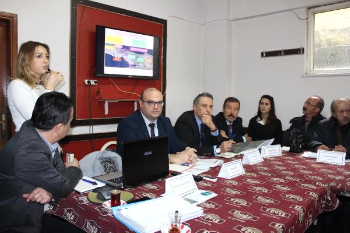 Kuzey Marmara Otoyolu Çed Toplantısı İzmit\'te Yapıldı