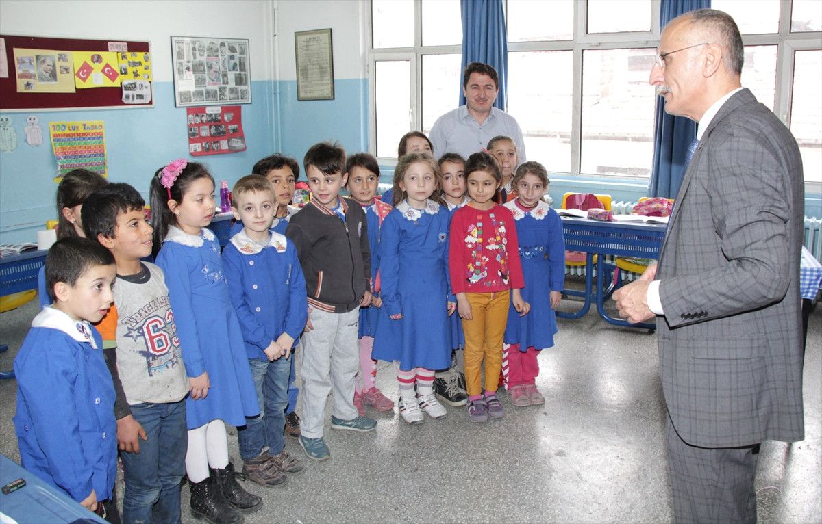 Milli Eğitim Müdürü Bilgiç\'ten Suriyeli Öğrencilere Ziyaret