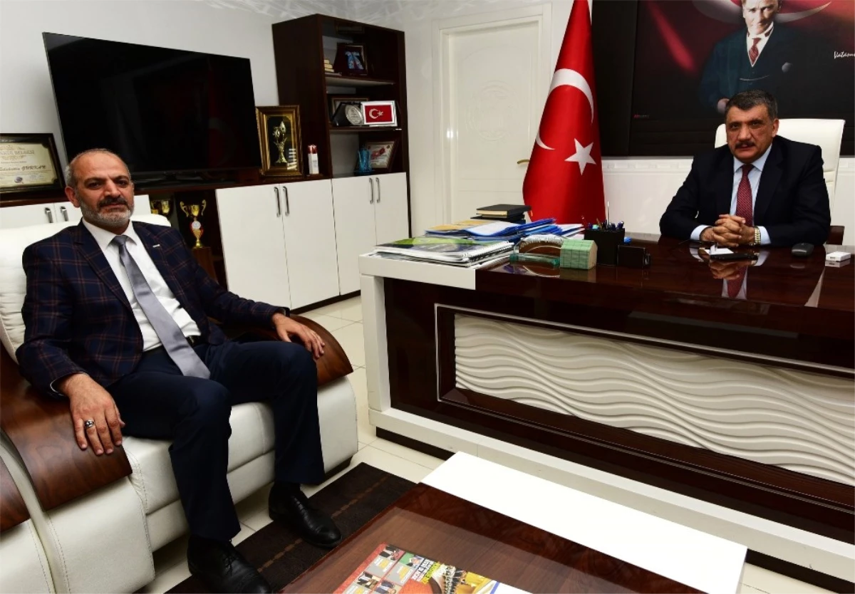 Müsiad Şube Başkanı Kalan\'dan Başkan Gürkan\'a Ziyaret