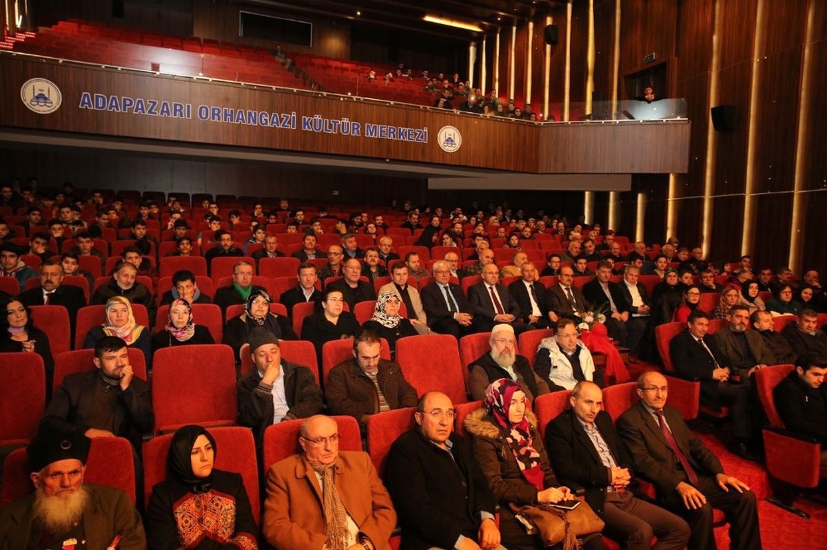 Okm\'de \'Yeni Ortadoğu ve Güçlü Türkiye\' Konferansı
