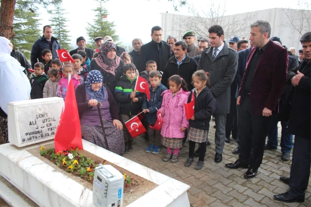 Sarıcakaya Şehitlerini Unutmadı