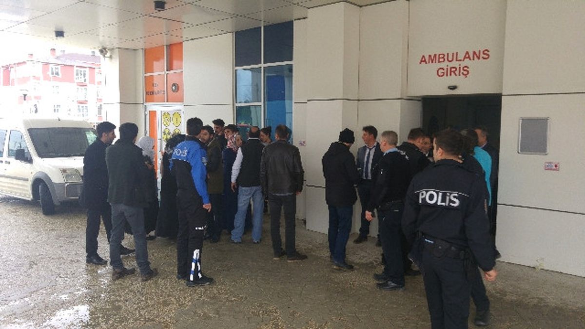 Tekirdağ\'da Bıçaklı Kavga: 5 Yaralı