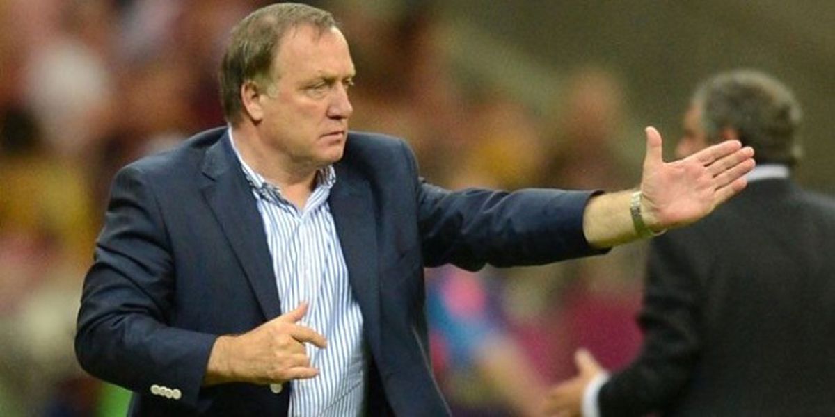 Advocaat\'tan Futbolcusuna Eleştiri!
