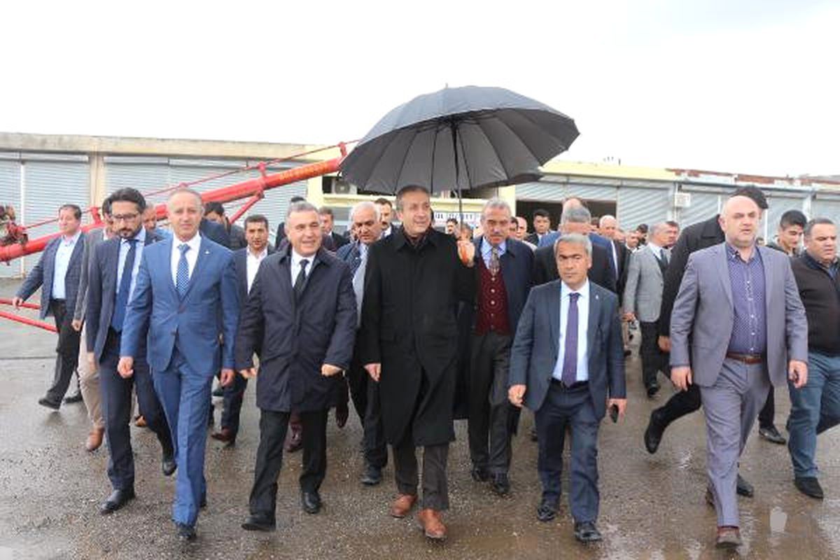 AK Parti Genel Başkan Yardımcısı Eker, Gercüş\'te
