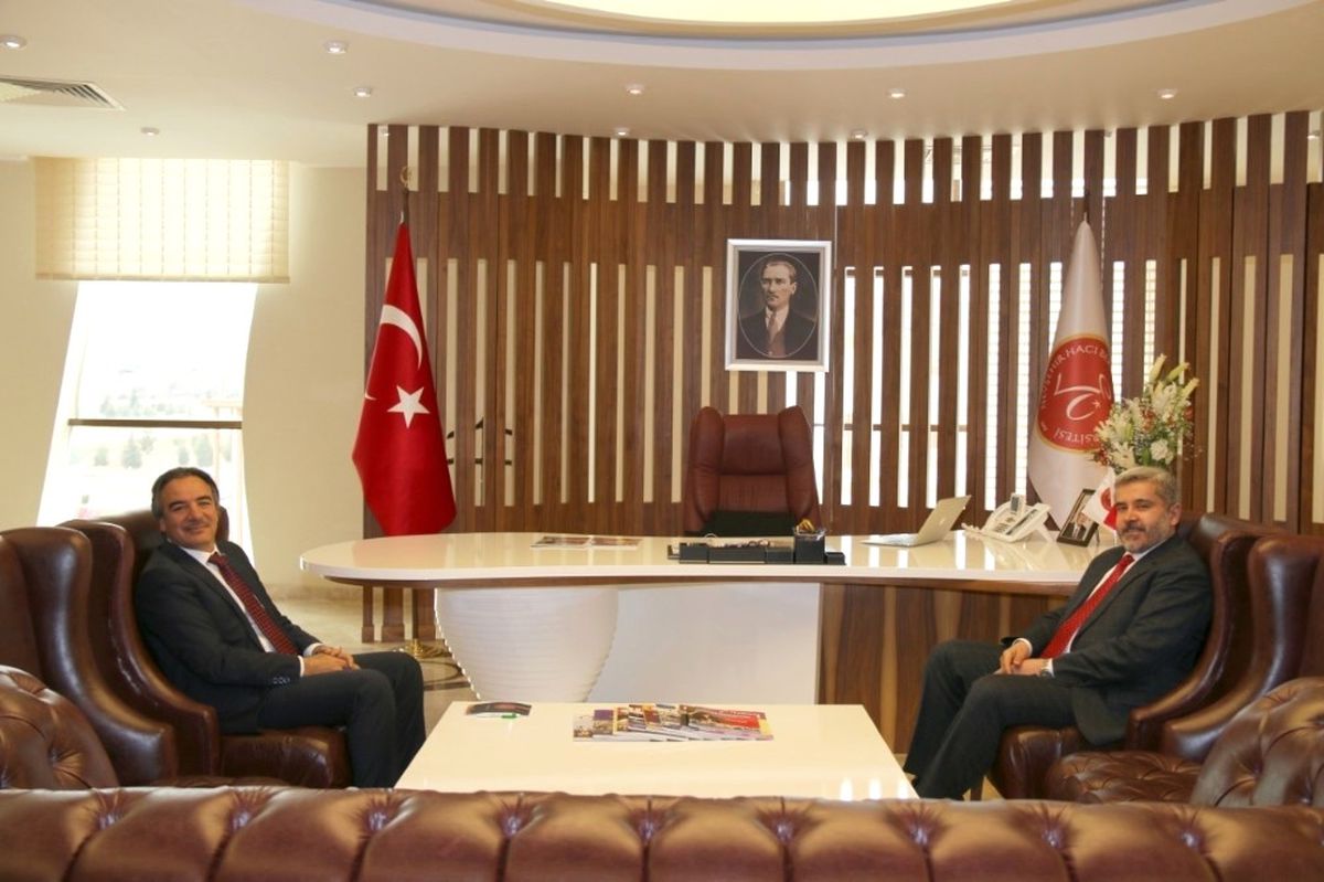 Aksaray Üniversitesi Rektörü Prof. Dr. Yusuf Şahin\'den Rektör Bağlı\'ya Ziyaret