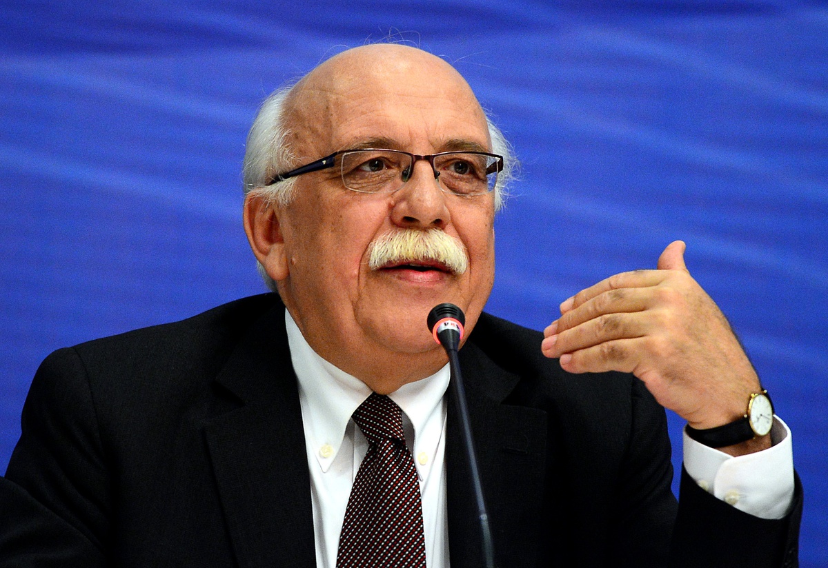 Bakan Avcı: "Hollanda Halkıyla Bir Sorun Yok"