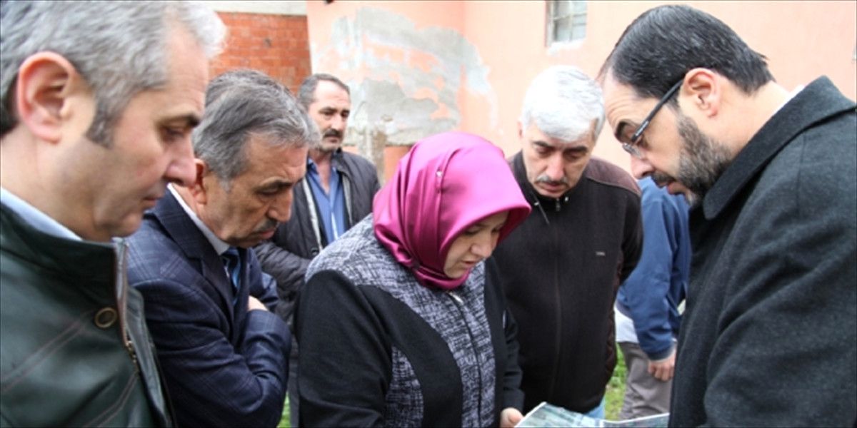 Başiskele\'de Kavşak Çalışmaları Sürüyor