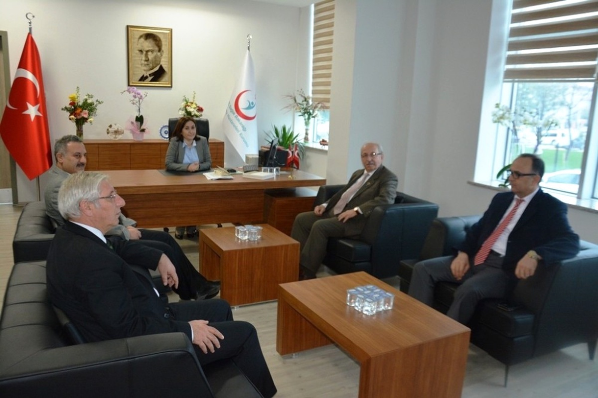 Başkan Albayrak\'ın Hastane Ziyaretleri