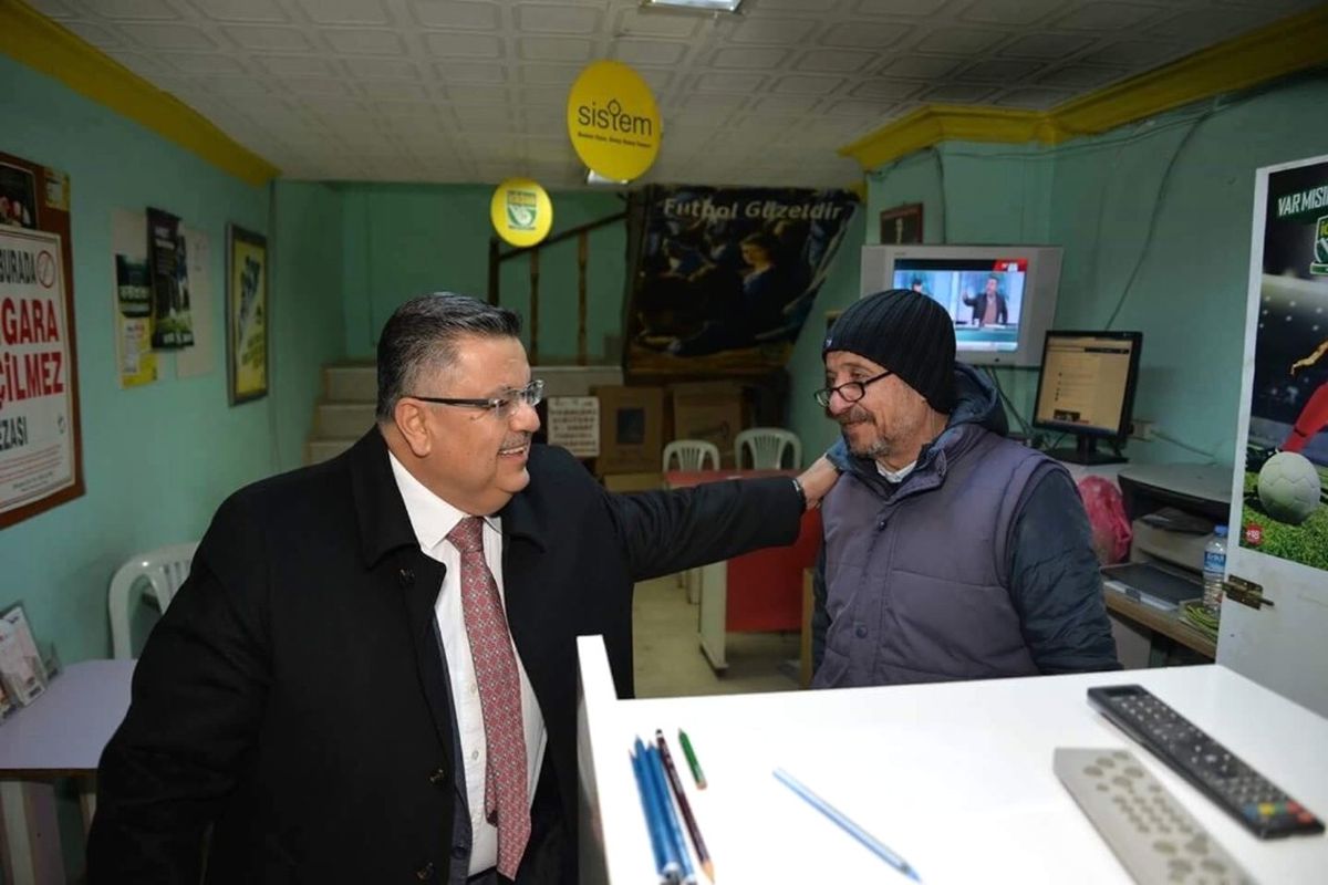 Başkan Yağcı\'nın Esnafı Referandum Bilgilendirmesi Devam Ediyor