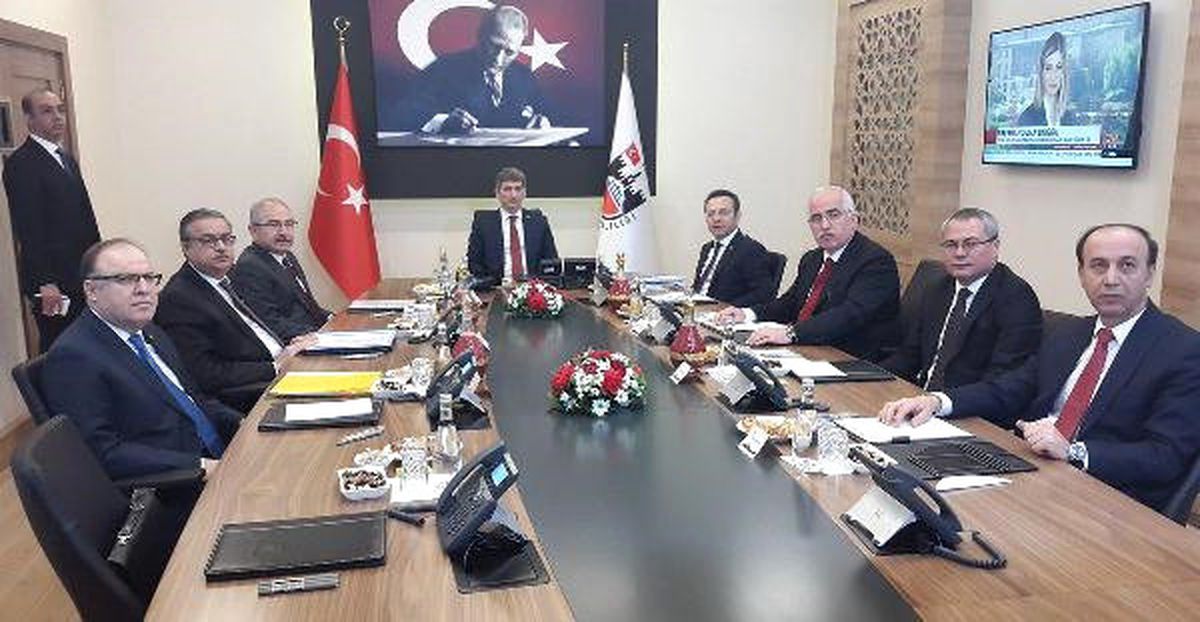 Diyarbakır\'da 7 İlin Valisi ile Güvenlik Toplantısı