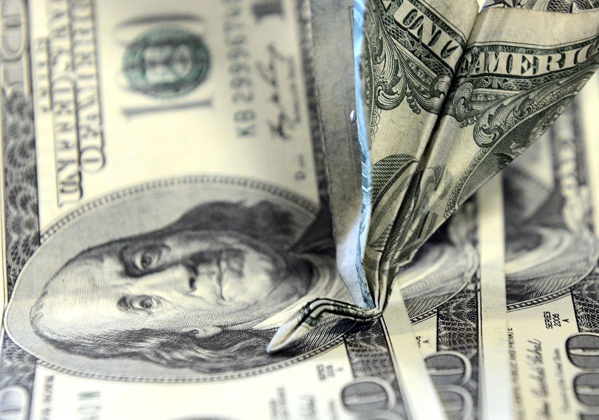 Dolar Inişte