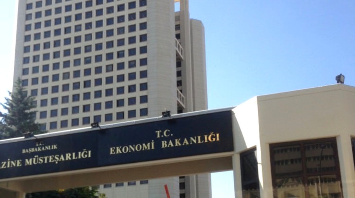Ekonomi Bakanlığı\'na Döviz Kullanım Oranlarını Yönetme Yetkisi
