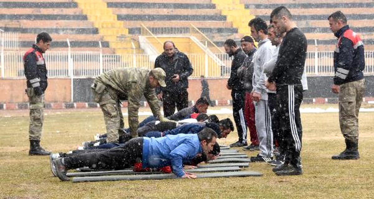 Güvenlik Korucusu Adaylarına Komando Eğitimi Gibi Spor Sınavı