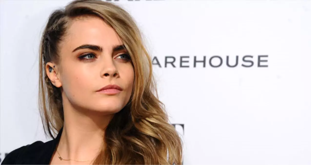 Güzel Model Cara Delevingne Aşk Romanı Yazdı