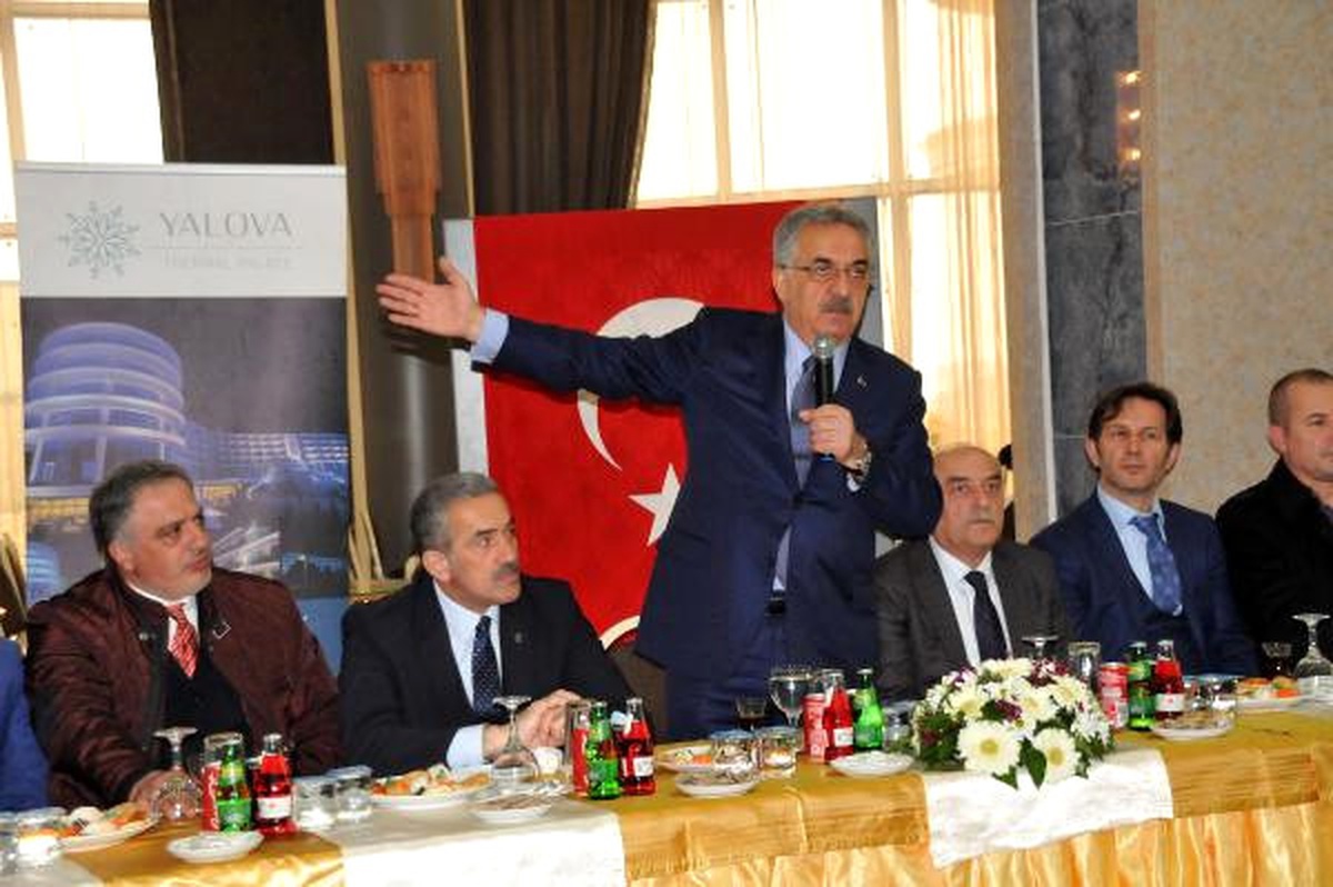 Hayati Yazıcı: Anayasa Değişikliği de Bir İhtiyacın Sonucudur (2)