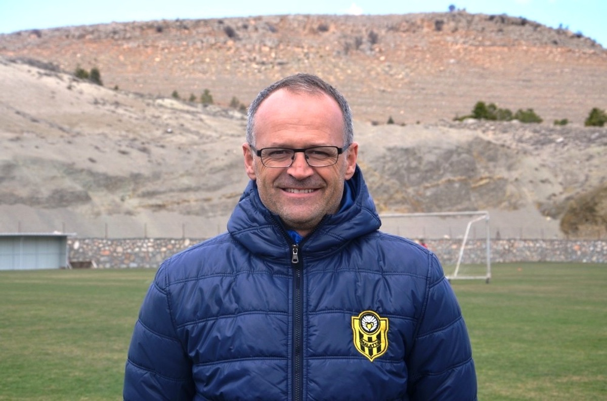 İrfan Buz: "Bizi Bulunduğumuz Sıralamada Kabullenmeleri Zaman Aldı"