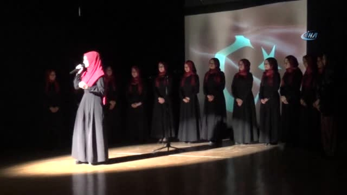 İstiklal Marşı\'nın Kabulü ve Mehmet Akif Ersoy\'u Anma