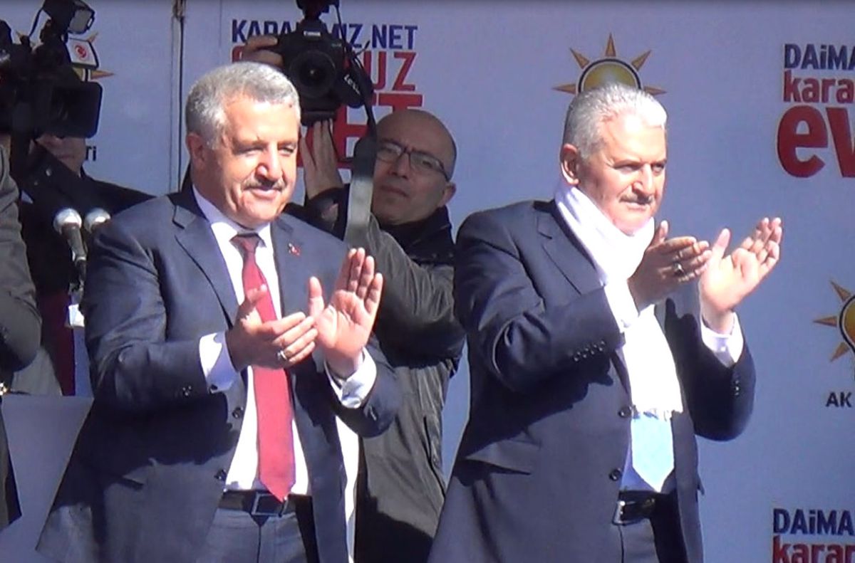 Kars ve Ardahanlılar Bakan Arslan\'ı Bağrına Bastı