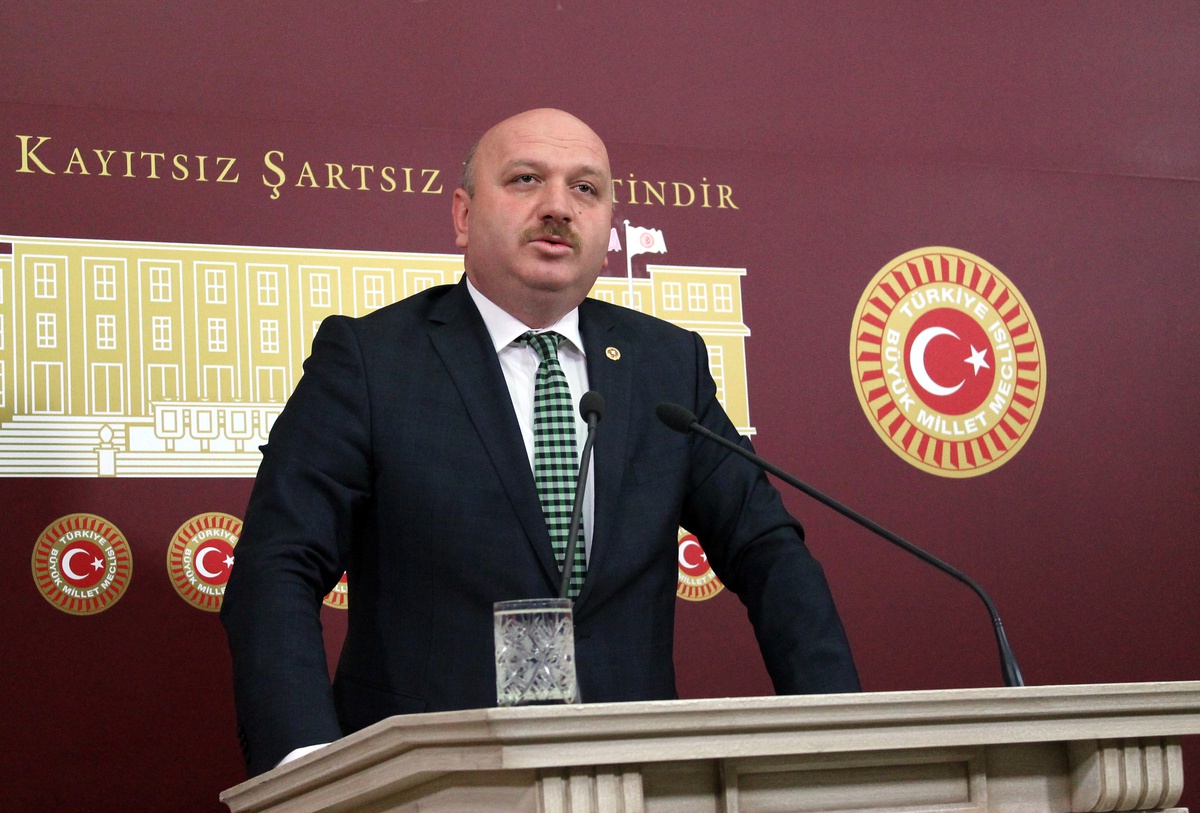 Metin Gündoğdu: "16 Nisan\'da Türkiye\'nin Kaderi Oylanacak"
