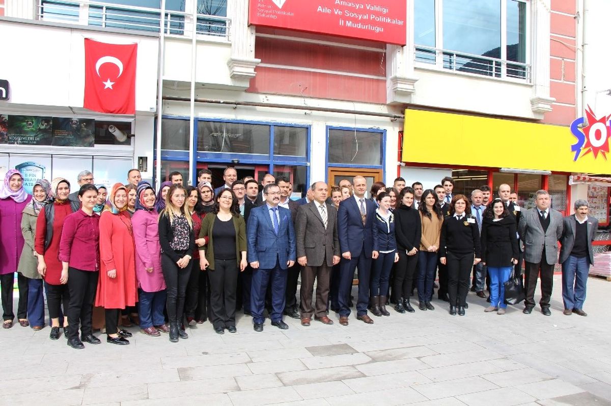 Müdürlük Personelinden Hollanda\'ya Tepki