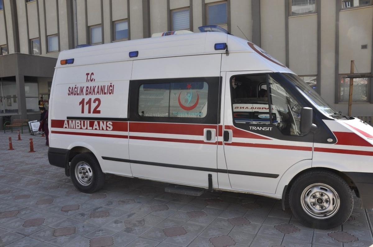 Otomobilin Çarptığı Çocuk Yaralandı