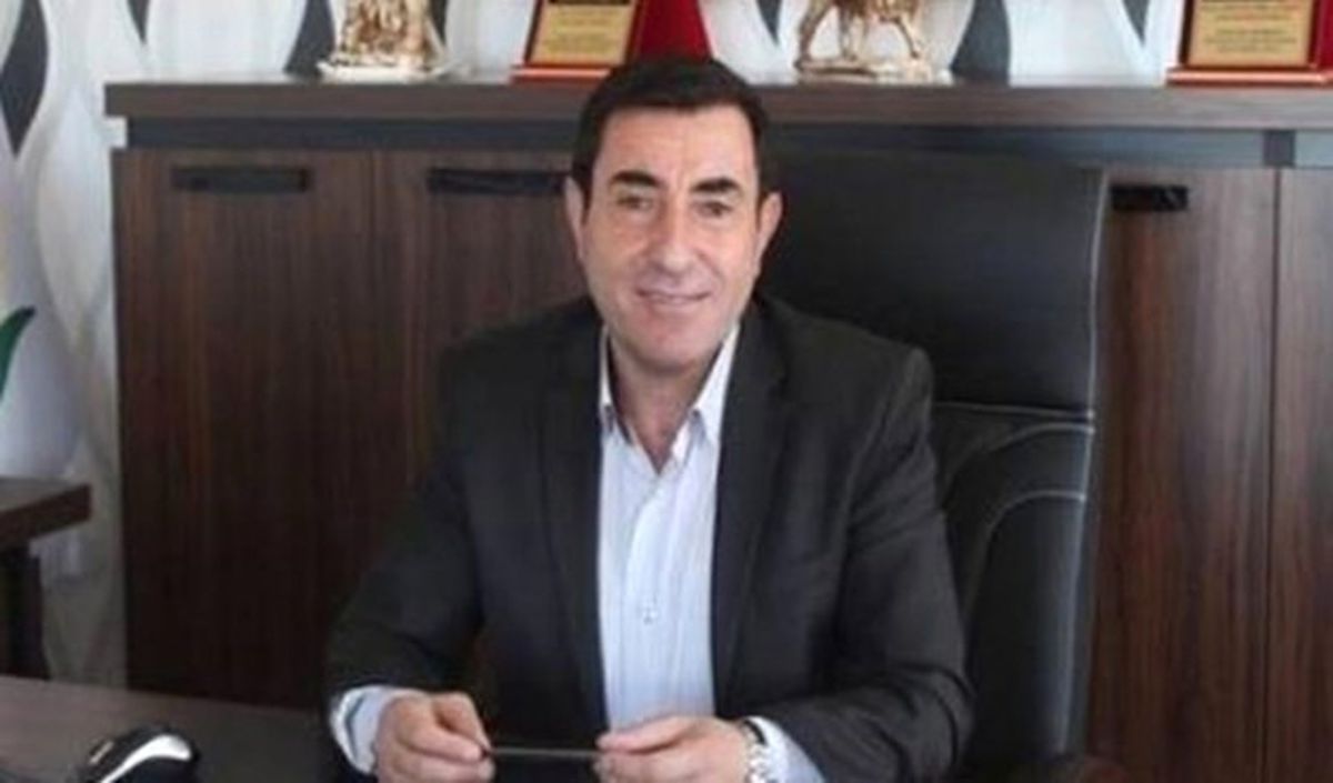 Van\'da Dbp\'li Başkana Gözaltı