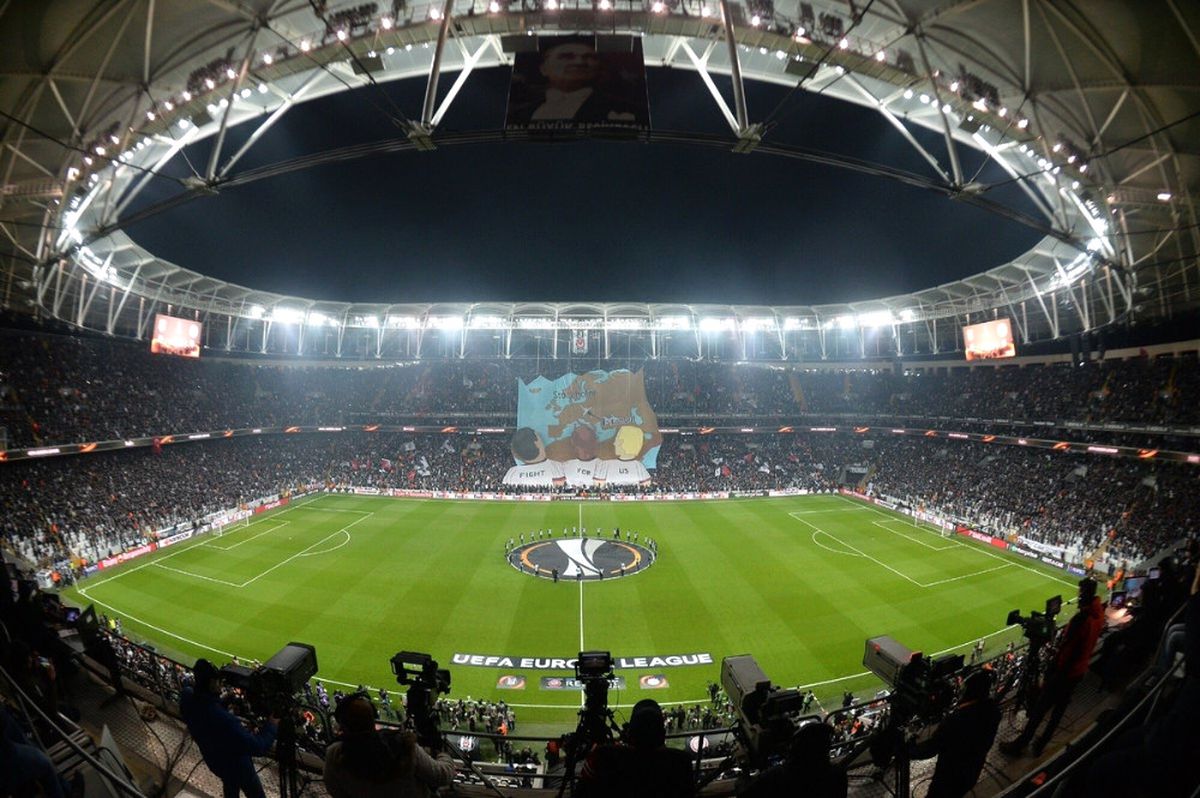 Vodafone Arena\'da Ilk Koreografi