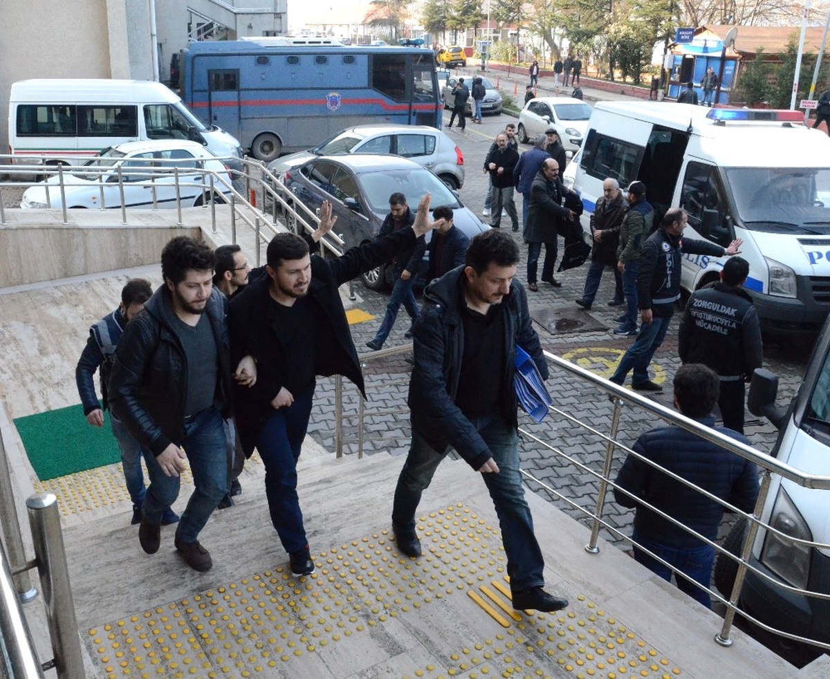 Zonguldak\'ta Fetö Operasyonu; 9 Gözaltı