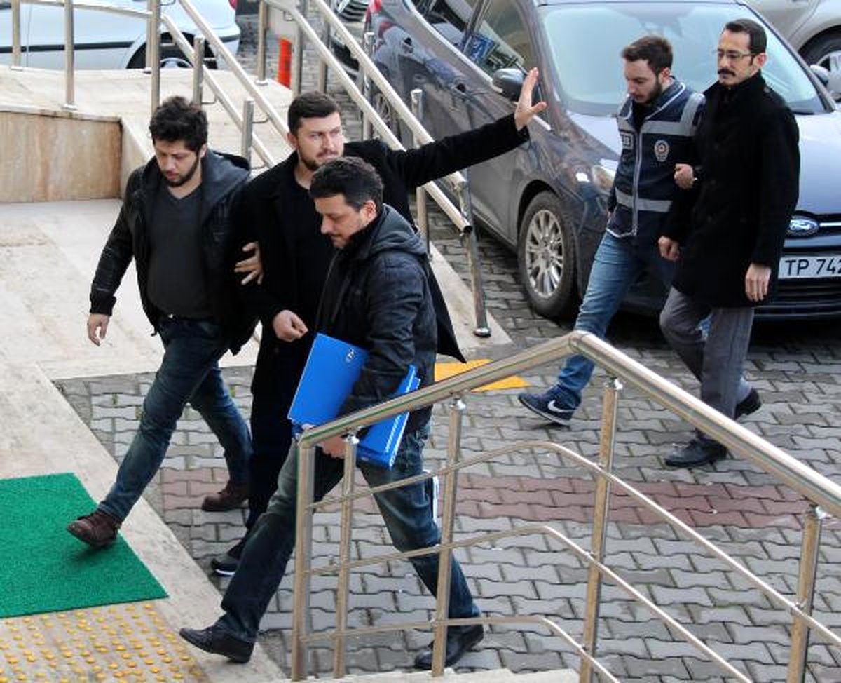 Zonguldak\'ta Fetö Şüphelisi 9 Kişi Adliyede
