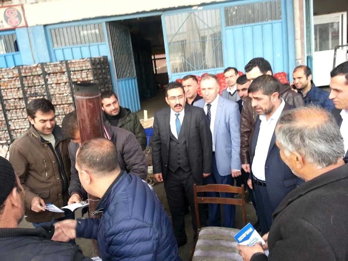 AK Parti Bağlar İlçe Teşkilatı Esnafla Buluştu