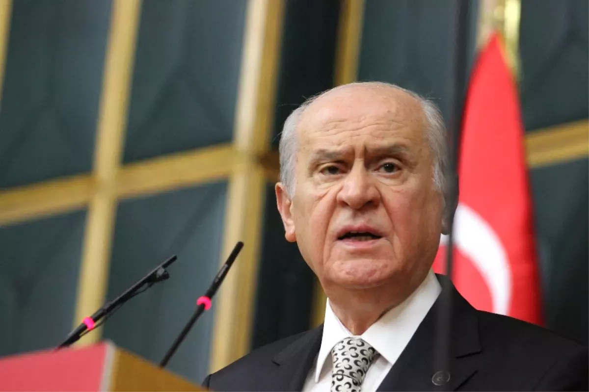 Bahçeli'den, Baykal'a Eleştiri: 'Halt Etmiş'