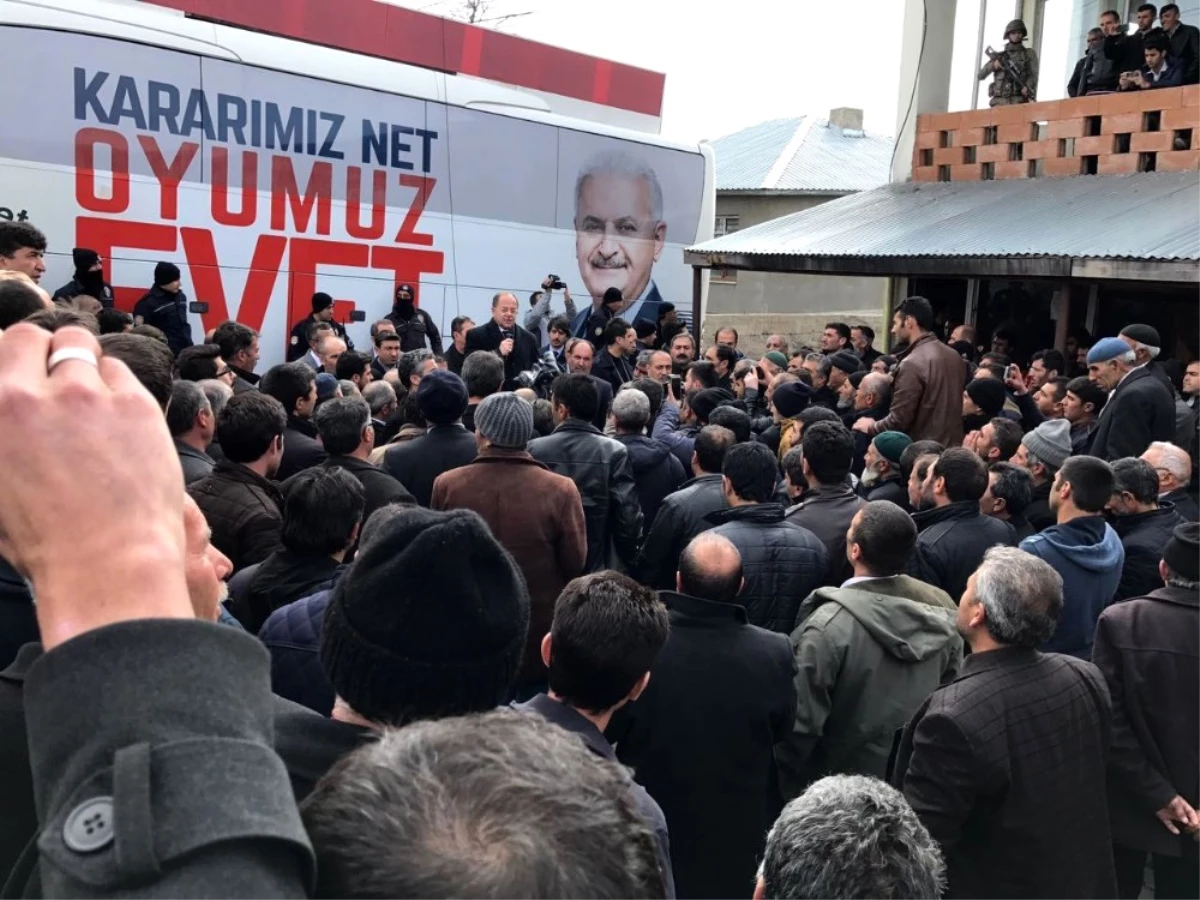 Bakan Akdağ: "Kılıçdaroğlu\'nun Yanında Hdp, Arkasında Pkk, Onun Yanında Fetö Var"