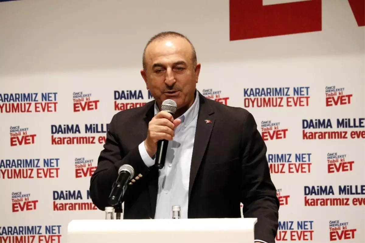 Bakan Çavuşoğlu, Fransız Mevkidaşıyla Görüştü