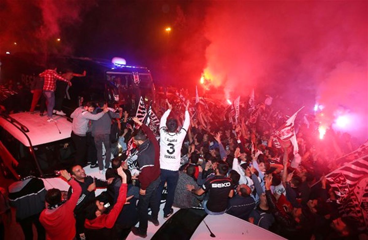 Beşiktaş\'a Coşkulu Karşılama