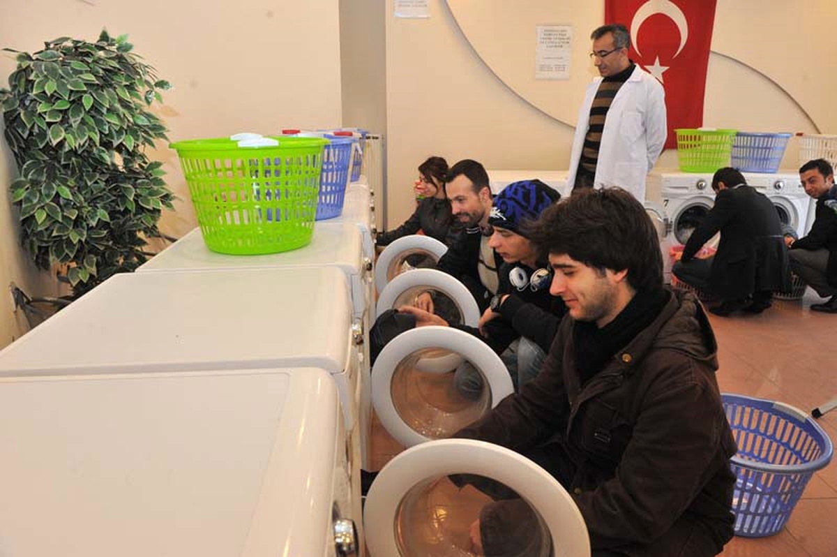 Büyükşehirden Öğrencilere "Yıkama" Desteği