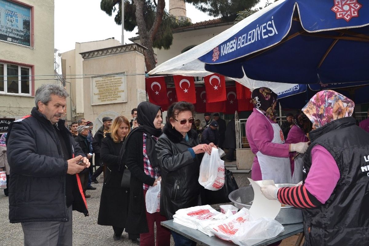 Çanakkale Şehitleri İçin Lokma Döküldü