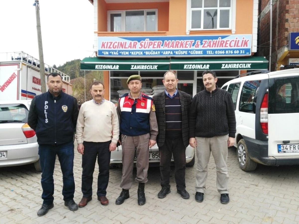 Cide\'de Gübre Bayileri, Tüp ve Fişek Bayileri Denetlendi