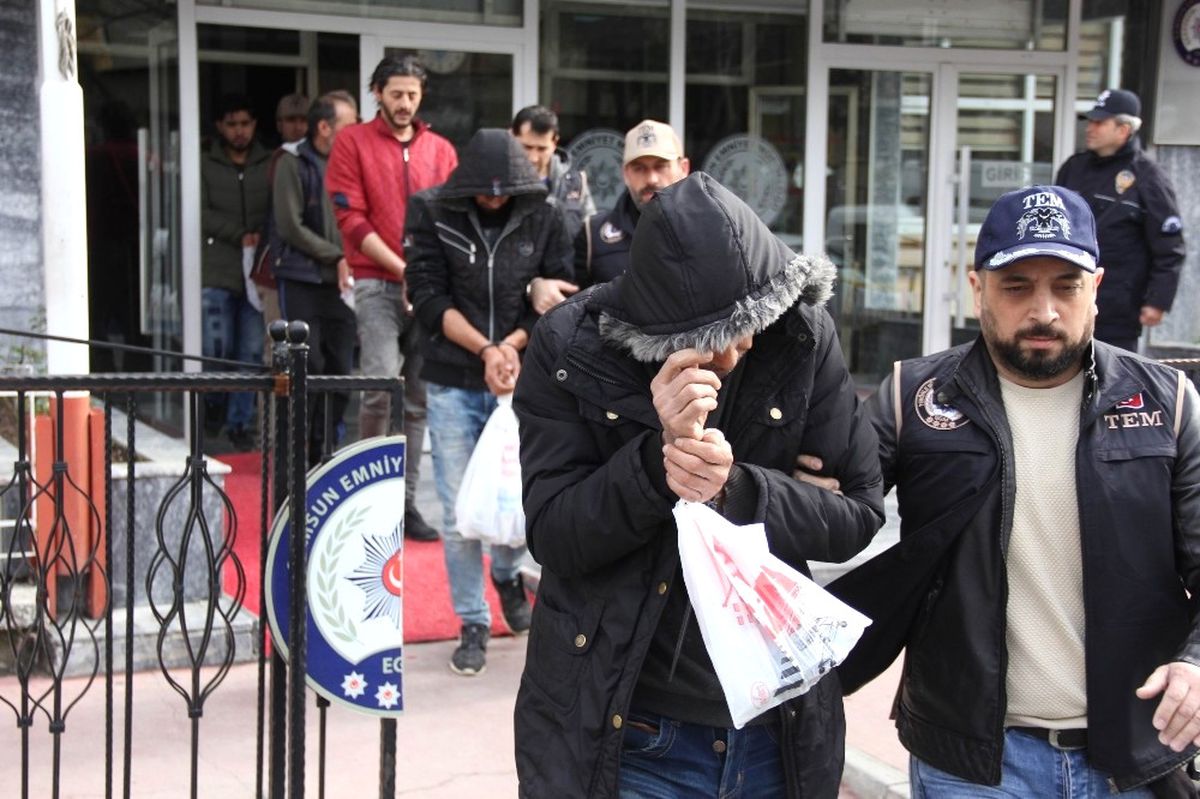 Deaş\'tan Gözaltına Alınan 10 Kişi Adliyede