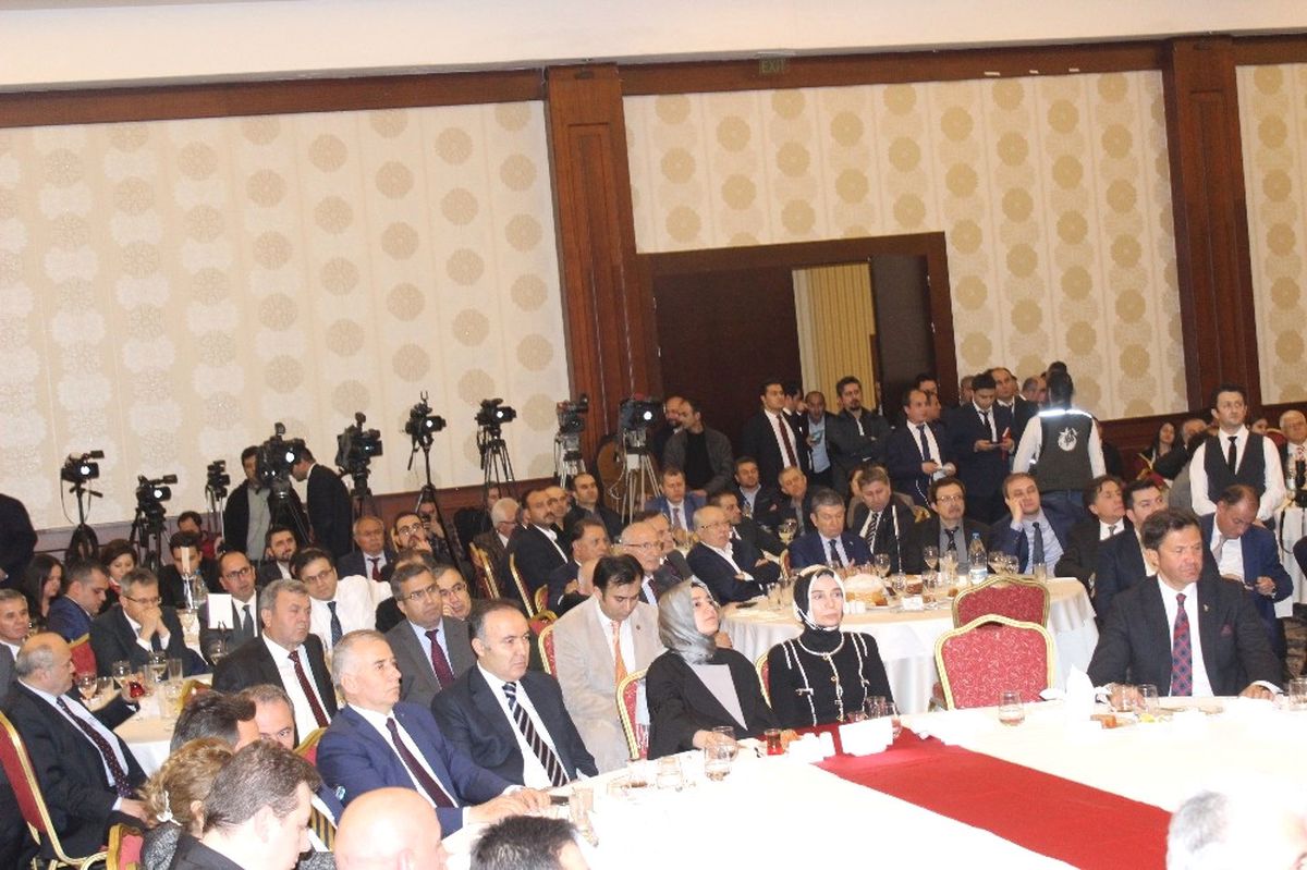 Ekonomi Bakanı Nihat Zeybecki: "Ab ile Ekonomik İlişkileri Bozup Terör Örgütlerini Sevindirecek...
