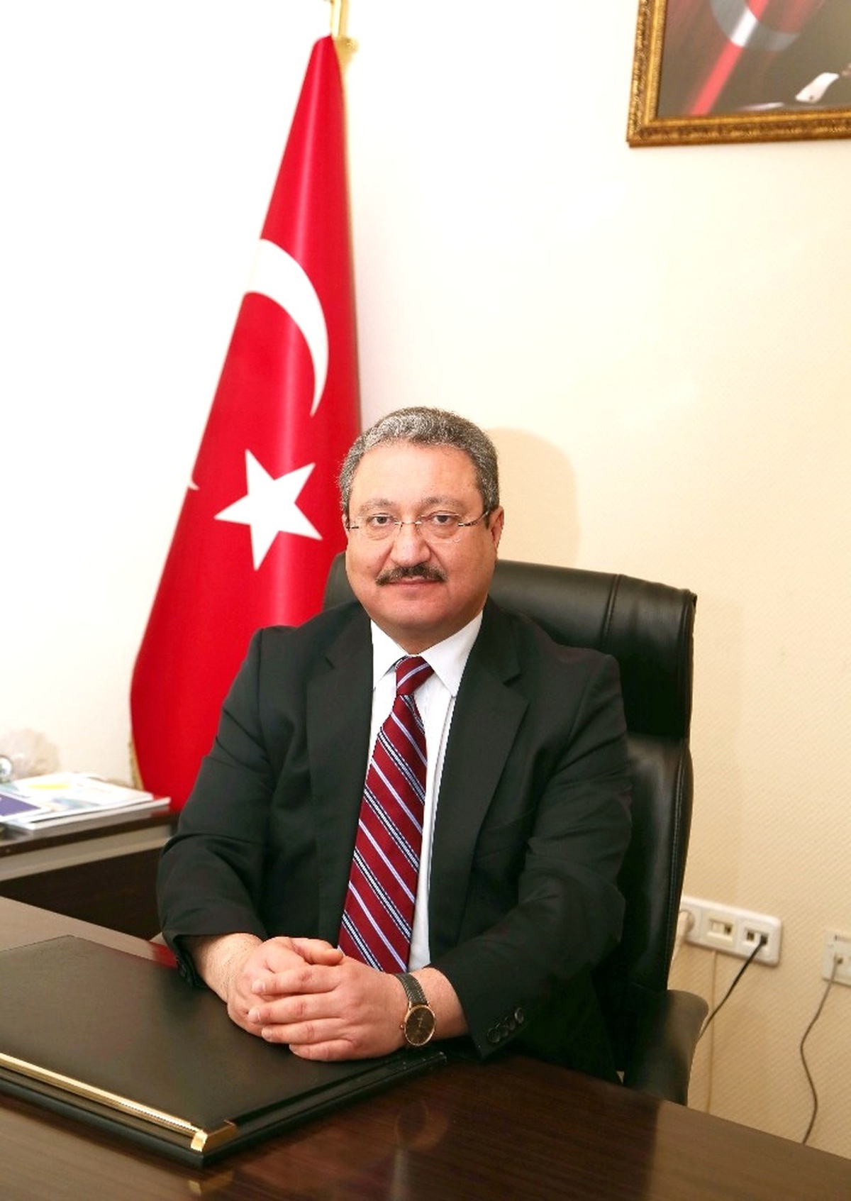 Erü Rektörü Güven\'den Çanakkale Deniz Zaferi Mesajı