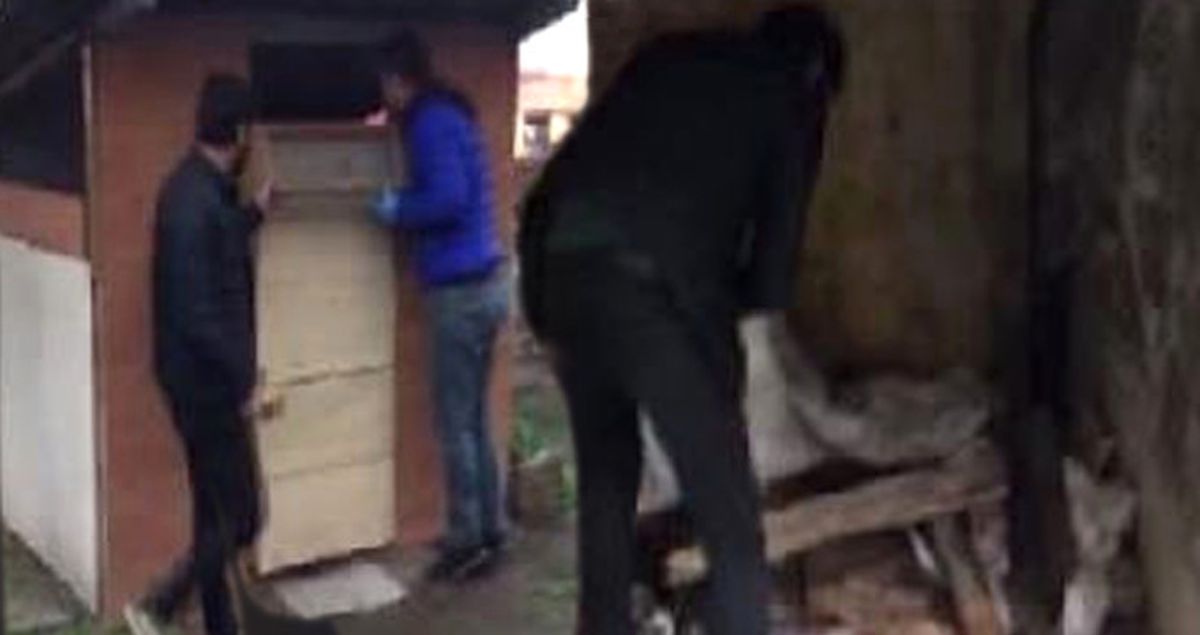 Fatih'te Bir Kulübede ve Otomobilin Vitesinde Uyuşturucu Ele Geçirildi