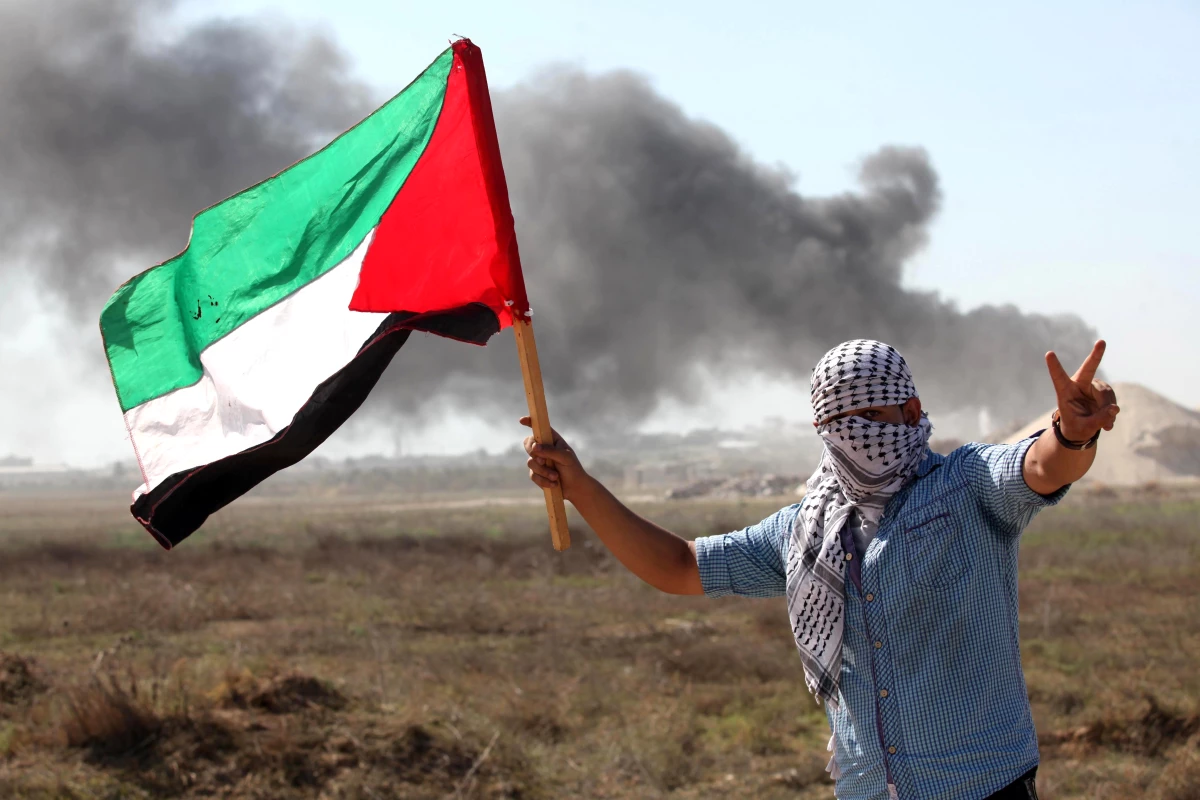 Filistin Milli Fonunun "Terör Listesi"Ne Alınması